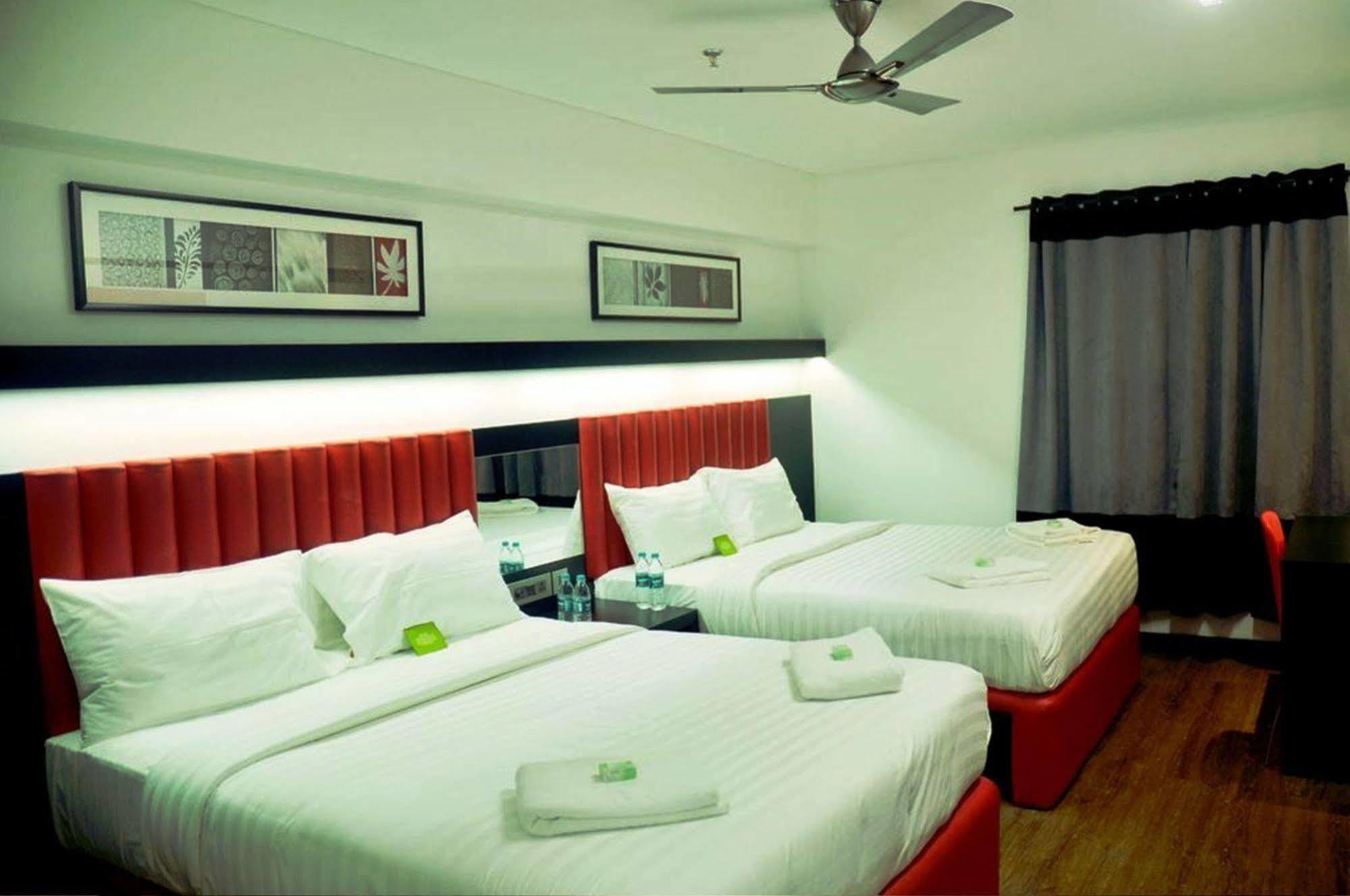 Mango Hotels Tune Ахмедабад Екстер'єр фото